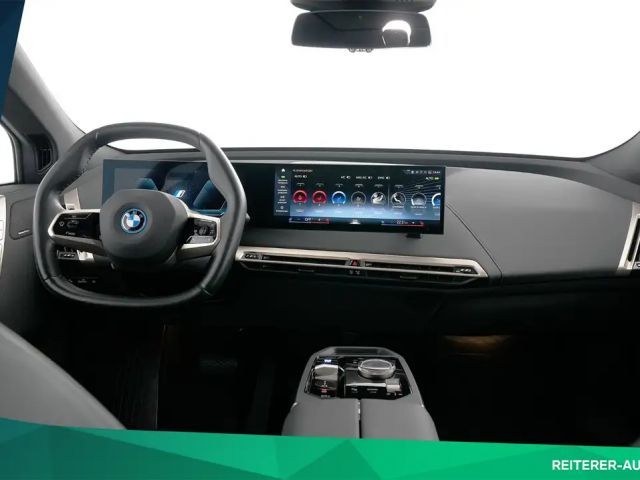 BMW iX xDrive50