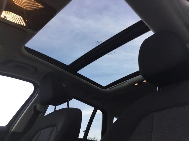 BMW 330 330e Touring xDrive