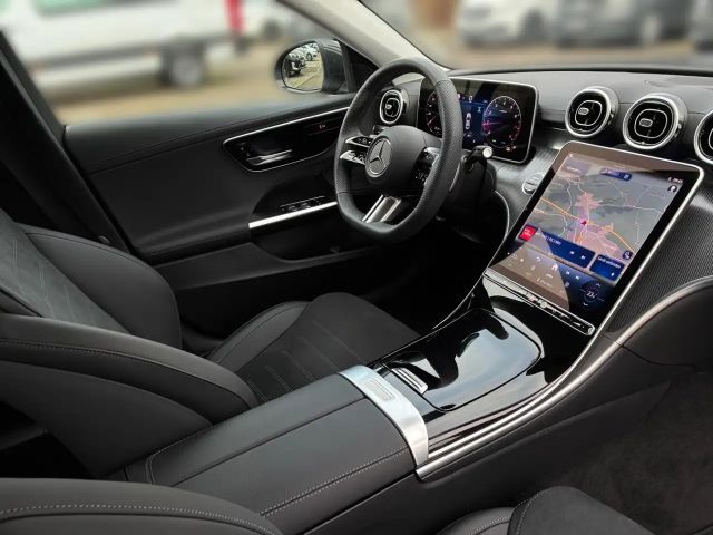 Mercedes-Benz C 180 AMG Line Sedan