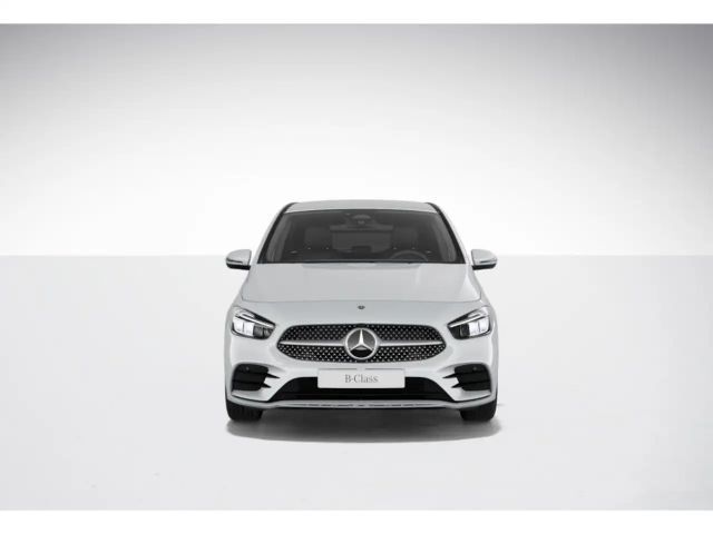Mercedes-Benz B 200 AMG Line Sedan