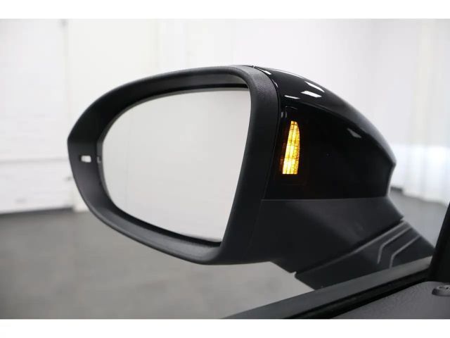 Volkswagen Golf 2.0 TDI DSG Golf VIII Variant