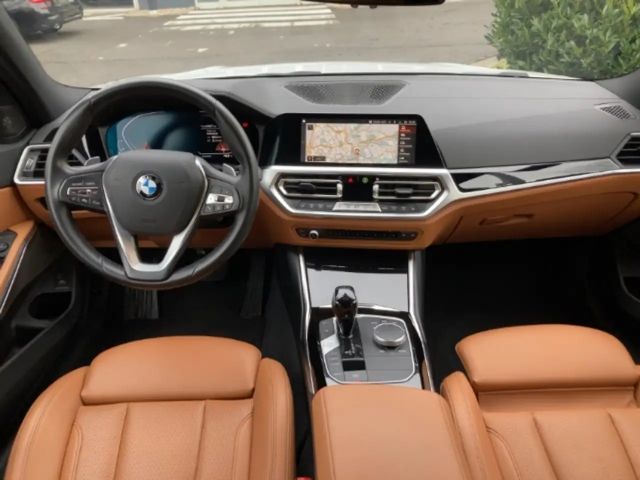 BMW 320 320d Touring xDrive