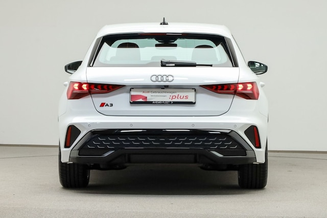 Audi A3 35 TFSI S-Line S-Tronic Sportback