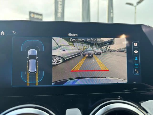 Mercedes-Benz B 180 Sedan