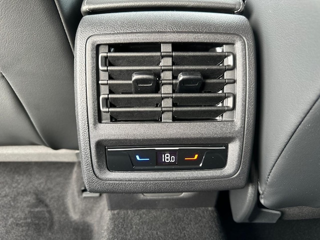 Volkswagen Golf 1.5 TSI Golf VIII Plus