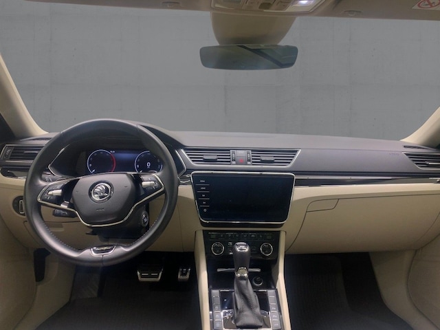 Skoda Superb 2.0 TDI Combi