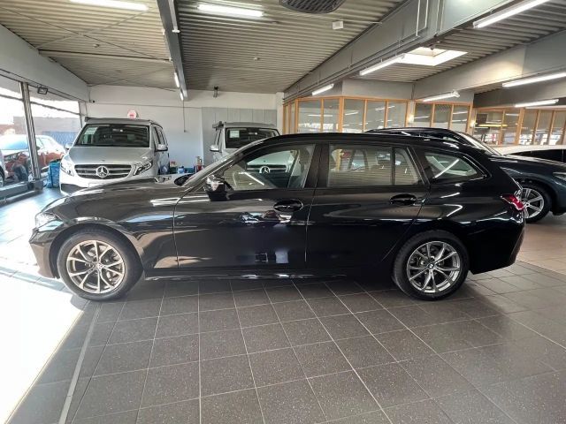 BMW 320 320d Touring xDrive