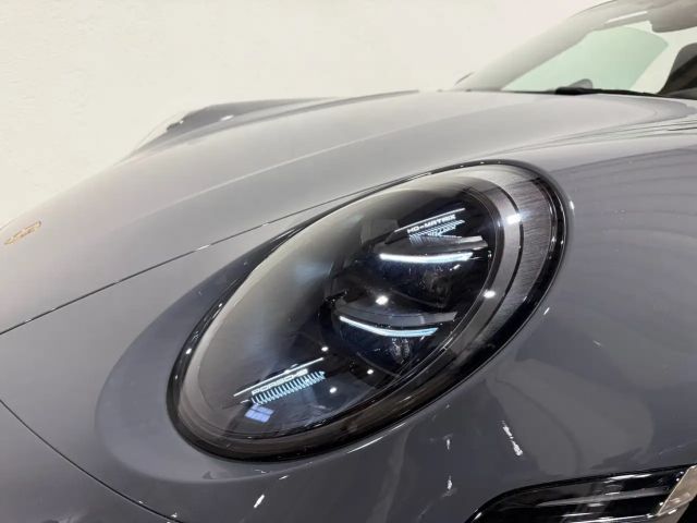 Porsche 992 Cabrio GTS