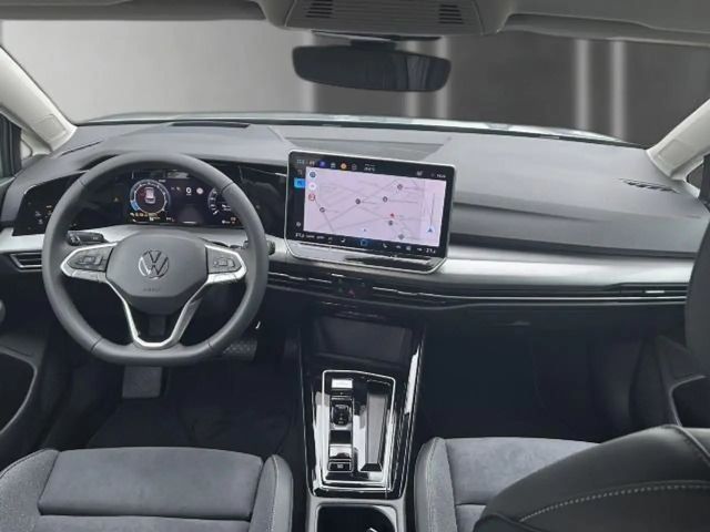 Volkswagen Golf 1.5 eTSI DSG Golf VIII Style