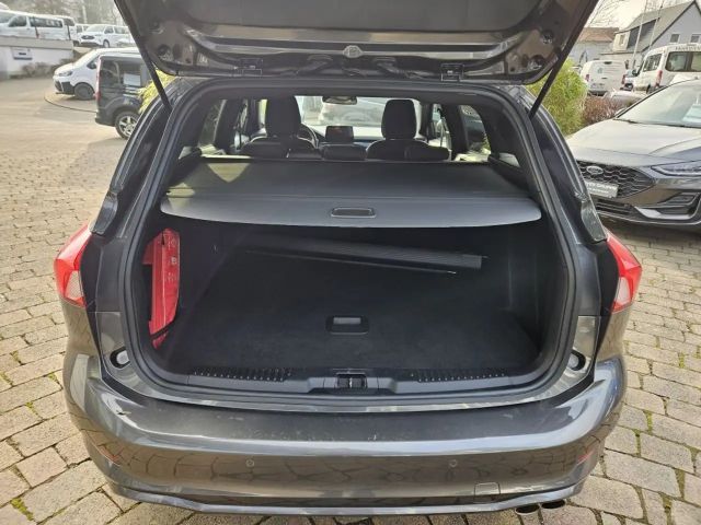 Ford Focus EcoBoost ST Line Wagon