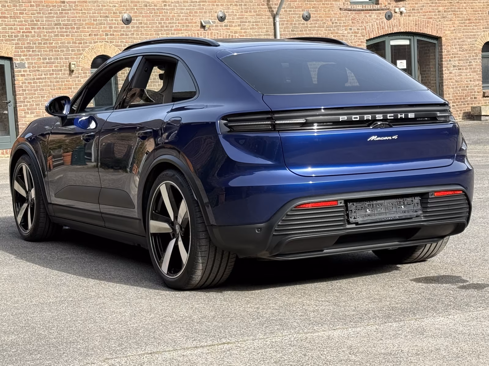 Porsche Macan 4