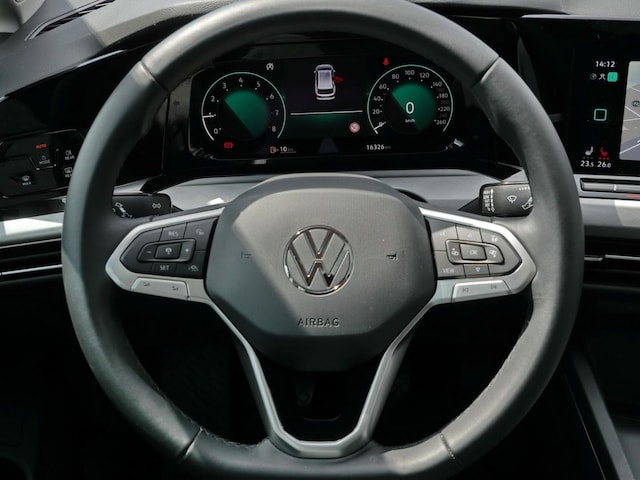 Volkswagen Golf Life Variant