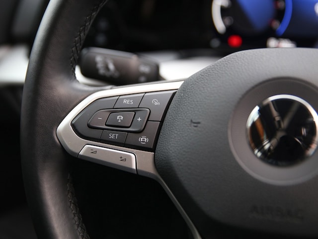 Volkswagen Golf 2.0 TDI Golf VIII Life Variant