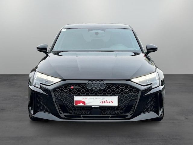 Audi RS3 Quattro S-Tronic Sedan