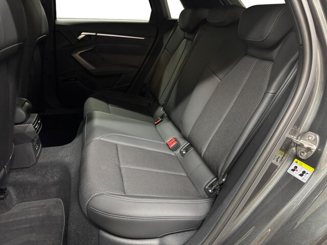 Audi A3 35 TFSI S-Line S-Tronic Sportback