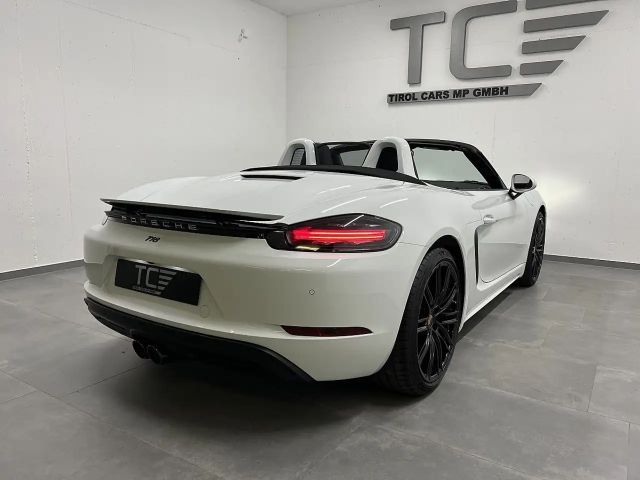 Porsche Boxster 718