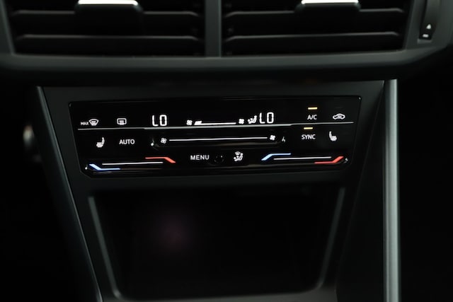 Volkswagen Taigo 1.0 TSI DSG IQ.Drive R-Line