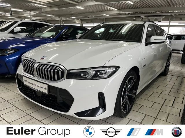 BMW 330 330e M-Sport Touring