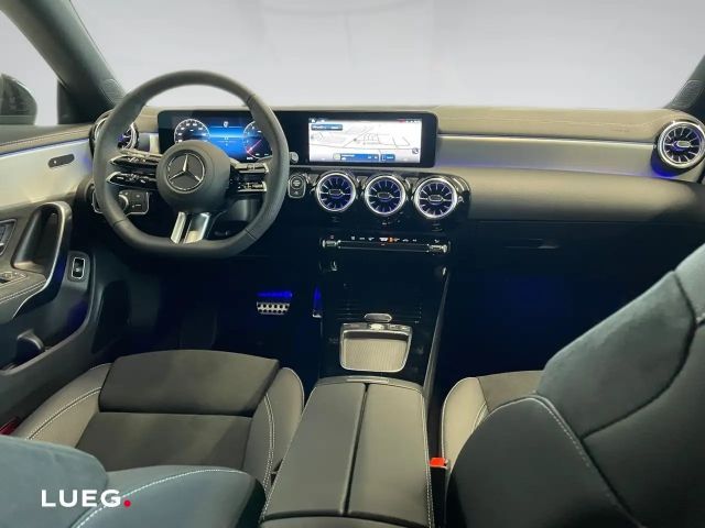 Mercedes-Benz CLA 200 AMG Line Shooting Brake