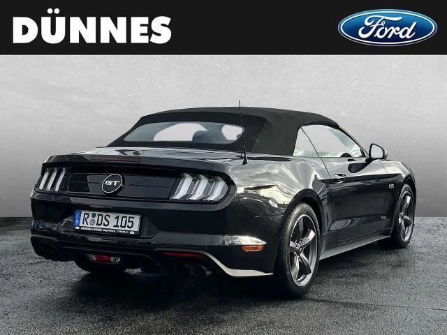 Ford Mustang Convertible GT 5.0 V8