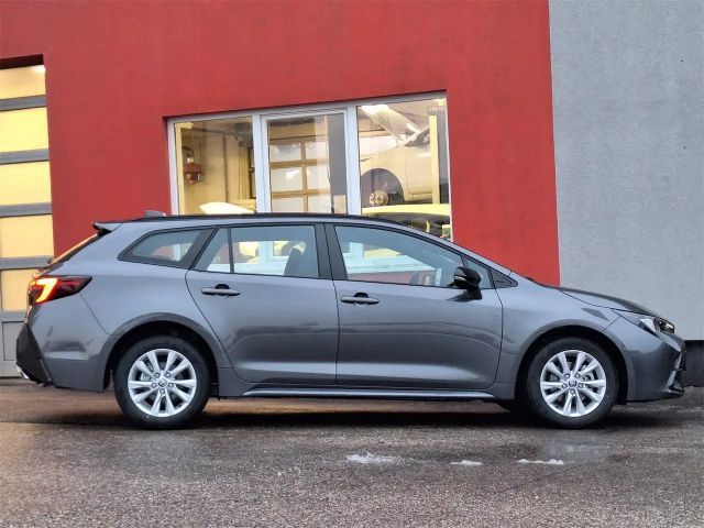 Toyota Corolla Active Hybride