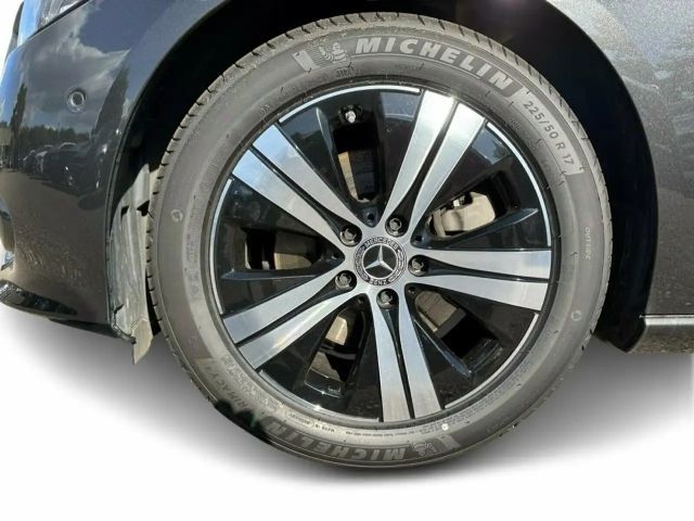 Mercedes-Benz C 220 AVANTGARDE C 220 d Sedan