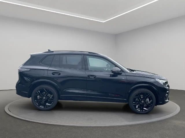 Volkswagen Tiguan 4Motion DSG R-Line