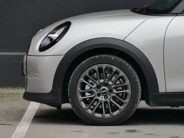 MINI Cooper Essential