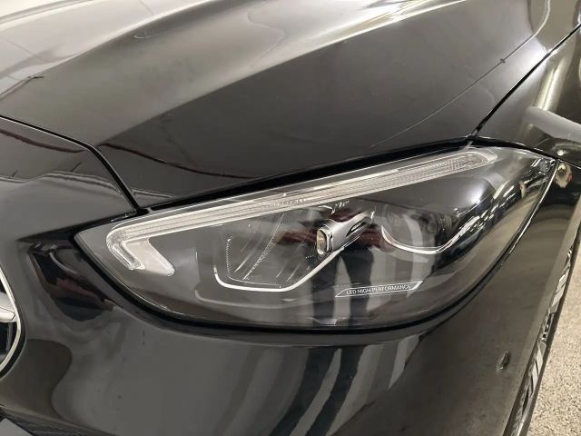 Mercedes-Benz C 220 4MATIC C 220 d Estate