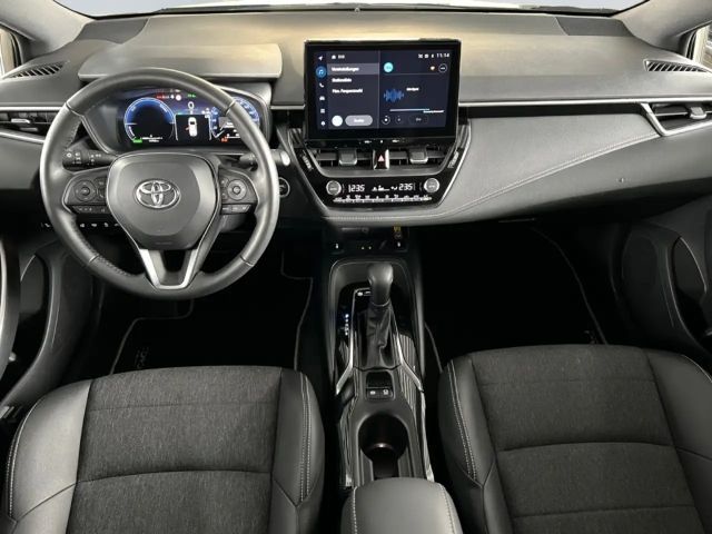 Toyota Corolla Hybride Team D