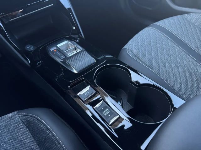 Peugeot 2008 Allure Pack EAT8 PureTech