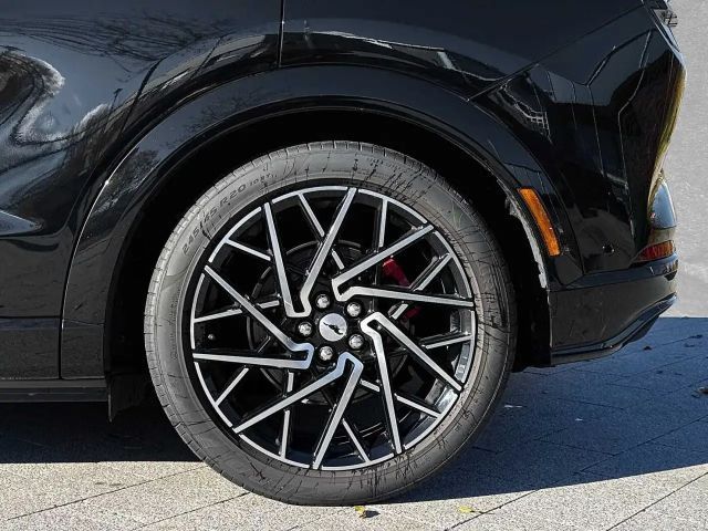 Ford Mustang Mach-E AWD GT