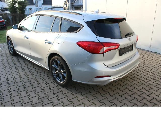 Ford Focus ST Line Wagon
