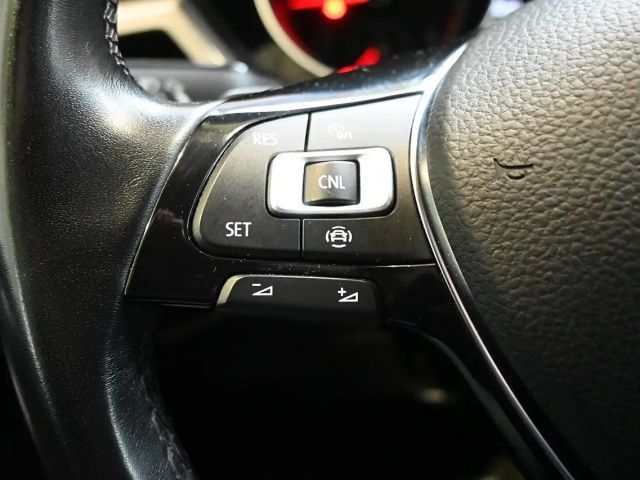 Volkswagen Touran BMT Comfortline DSG