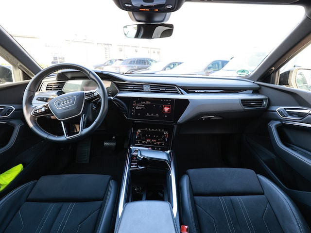 Audi Q8 e-tron 50 Quattro S-Line Sportback