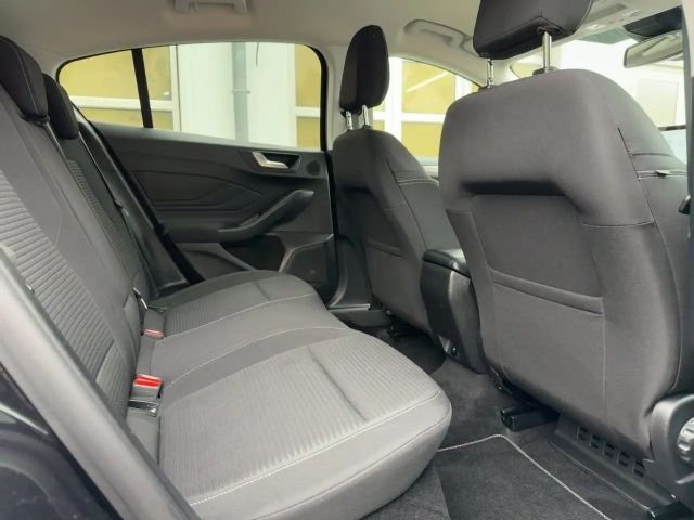 Ford Focus EcoBoost Titanium