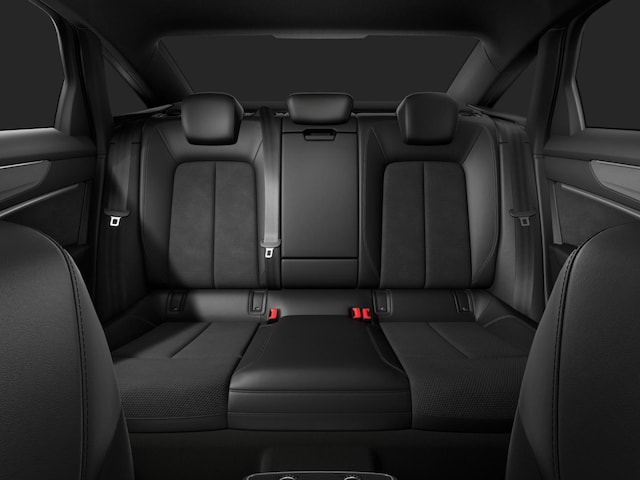 Audi A6 45 TFSI Quattro S-Line S-Tronic Sedan