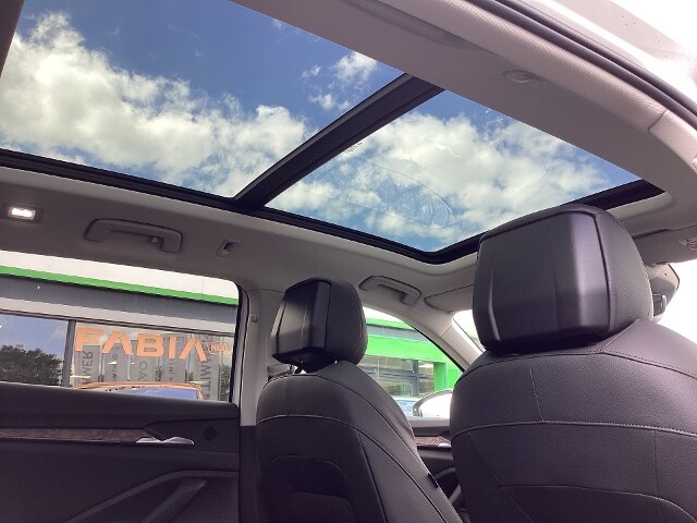 Skoda Superb 2.0 TDI Combi