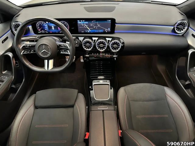 Mercedes-Benz A 180 AMG Line