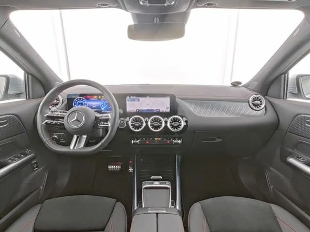 Mercedes-Benz EQA 350 4MATIC AMG Line
