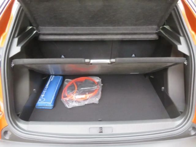 Peugeot E-2008 Active Pack