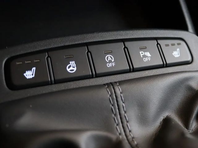 Hyundai i10 Connect