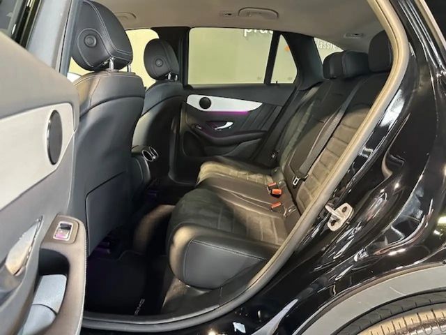 Mercedes-Benz GLC 300 4MATIC AMG Line