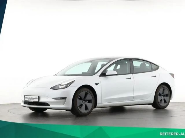 Tesla Model 3 AWD Long Range