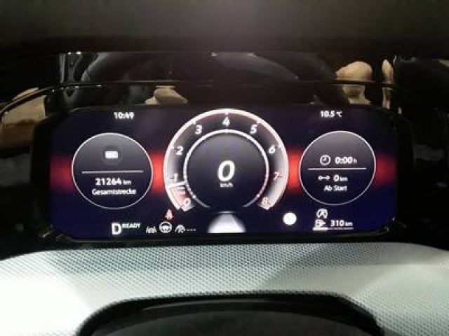 Volkswagen Golf 1.5 eTSI DSG