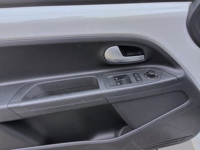 Volkswagen up! 1.0 MPI Move Move up!