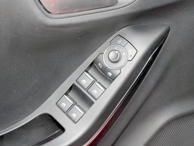 Ford Puma EcoBoost Titanium