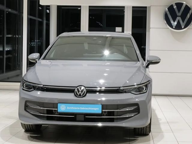 Volkswagen Golf 1.5 eTSI DSG Golf VIII