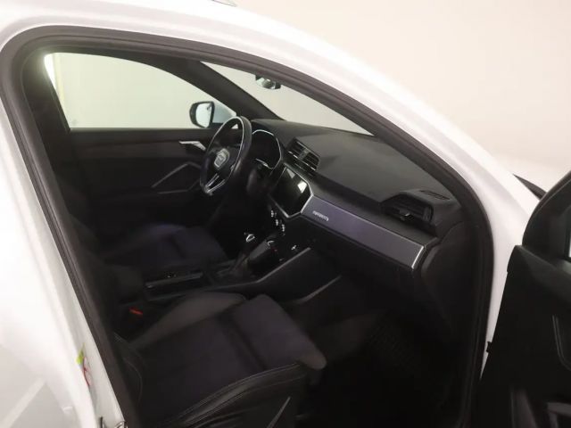 Audi Q3 35 TDI Quattro