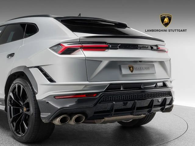 Lamborghini Urus S